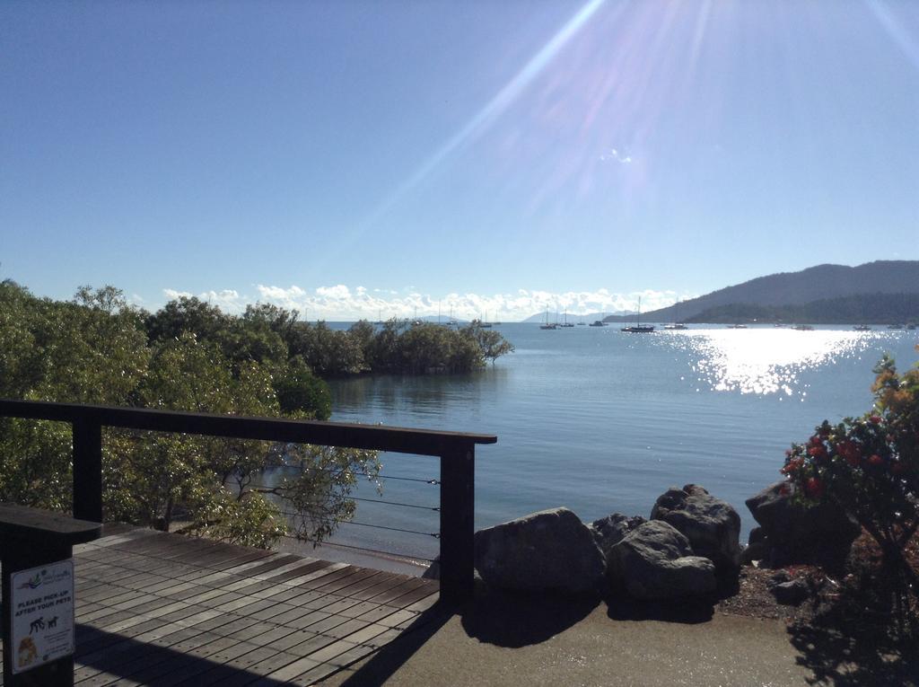 Studio Apartment With Seaview Airlie Beach Kültér fotó